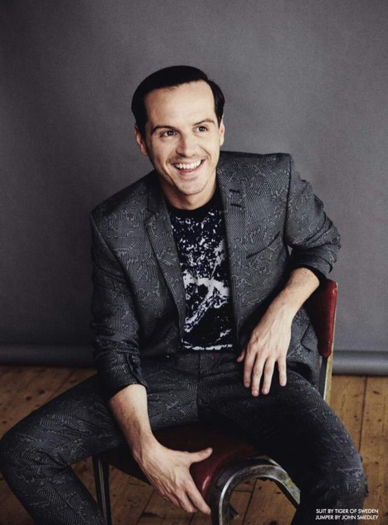 Andrew Scott To Be Or Not To Be Andrew Scott | Wiki | Greek 9¾ Amino
