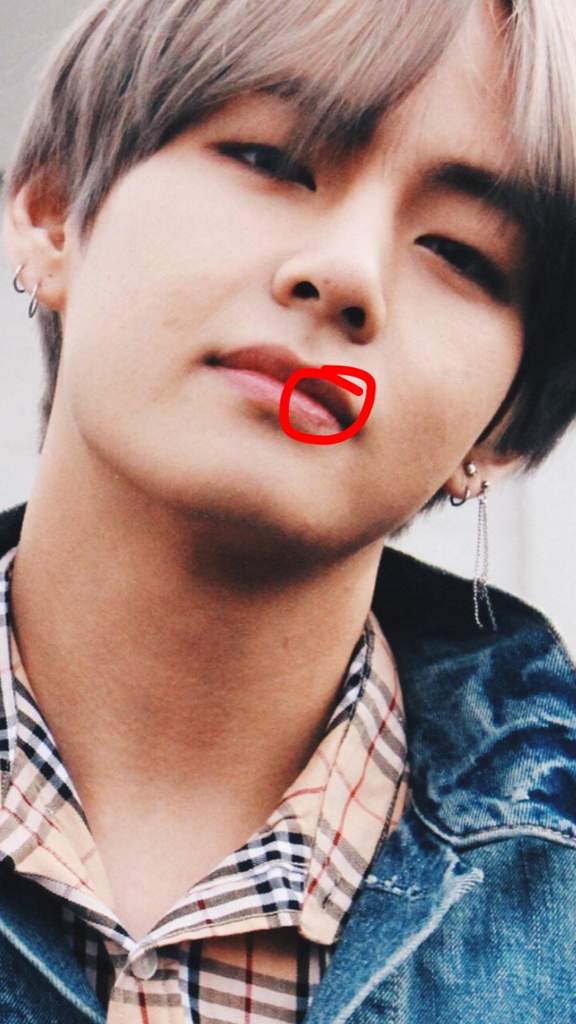 Taehyung’s unknown piercing😱 | ARMY's Amino