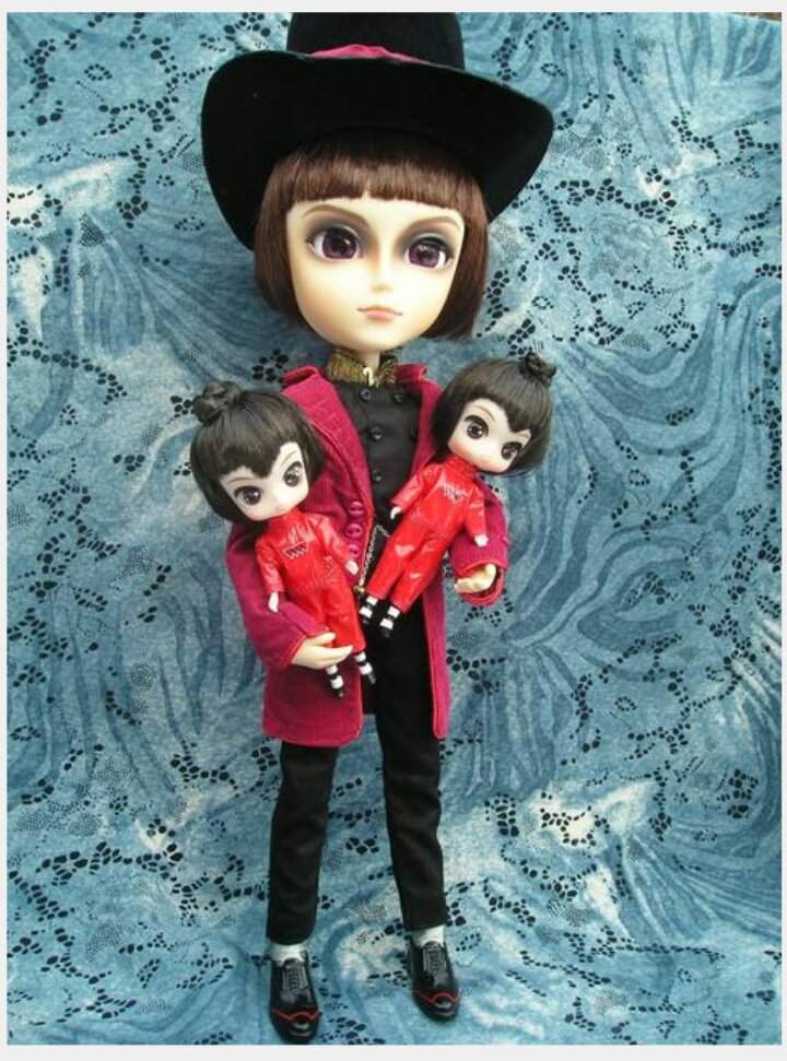 Doll version. Таянг Вилли Вонка кукла. Вилли Вонка кукла Пуллип. БЖД кукла Вилли Вонка. Пуллип Пуллип Умпа Лумпа.