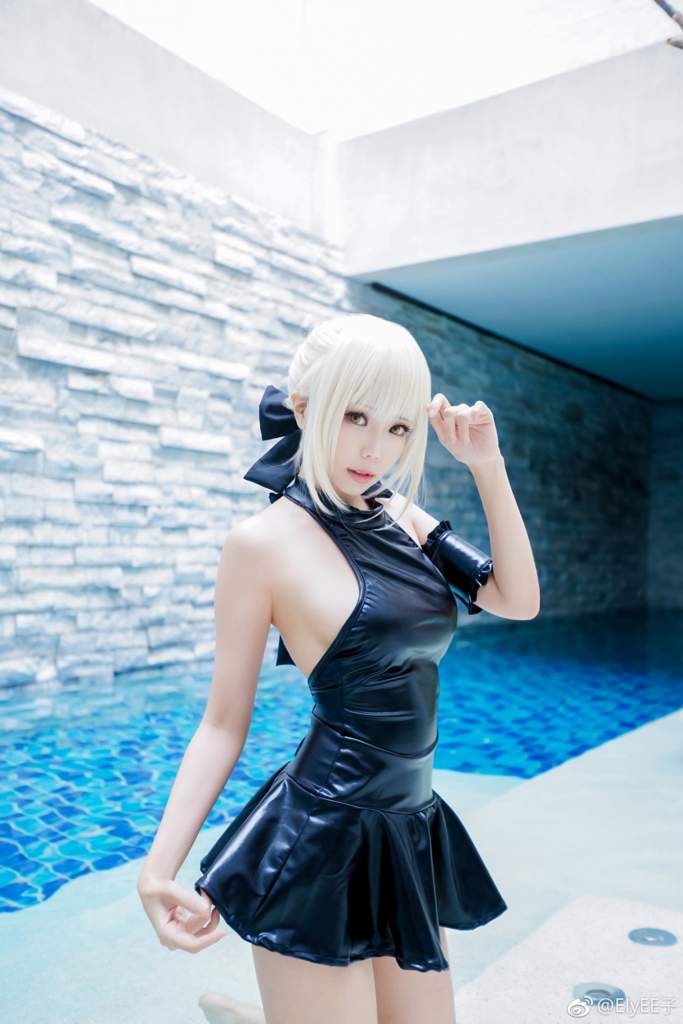 Artoria Pendragon Rider Alter Fate Grand Order Cosplay By Elyee Anime Amino