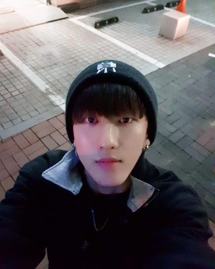 ⊰ Changbin Instagram Update [180517] ⊱ | Stray Kids Amino