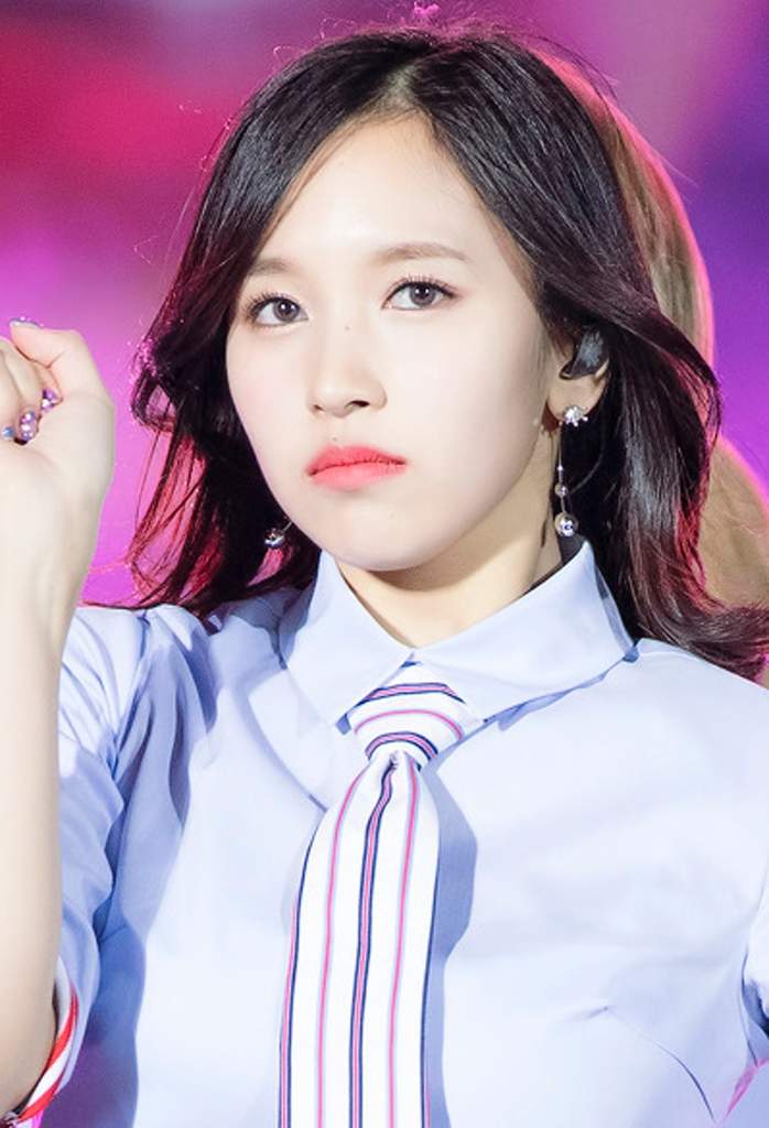 Okay mina with or without bangs | Twice (트와이스)ㅤ Amino