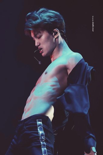 30 Day Bias Challenge/ DAY 7: BIAS SHIRTLESS #KAI💜😈🌹🤗🌈 | EXO (엑소) Amino