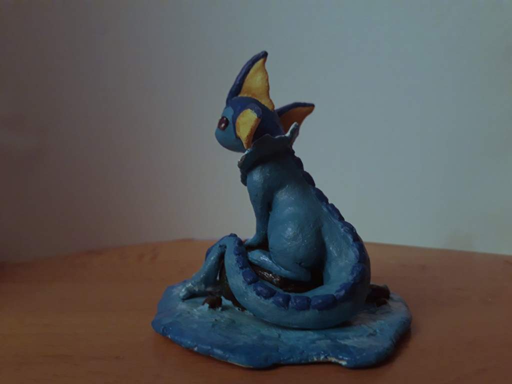 vaporeon figure