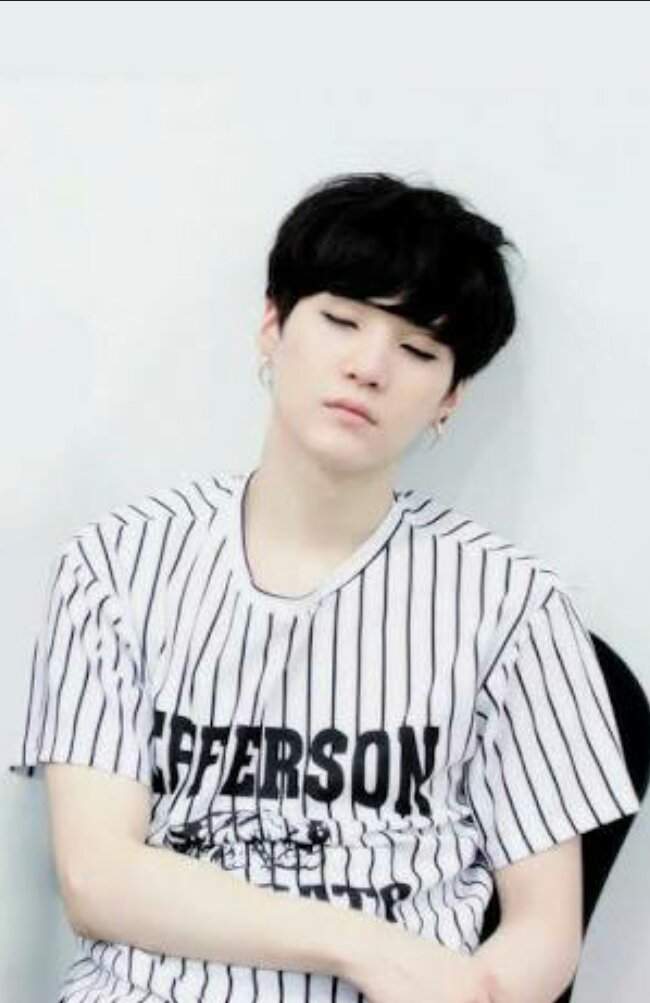 Bias challenge (25th day suga sleeping) sleepy head cute boy | ARMY's Amino