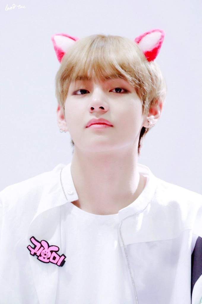 V Cute Pictures Bts - V Bts Gifs Tenor : See more ideas about bts, bts