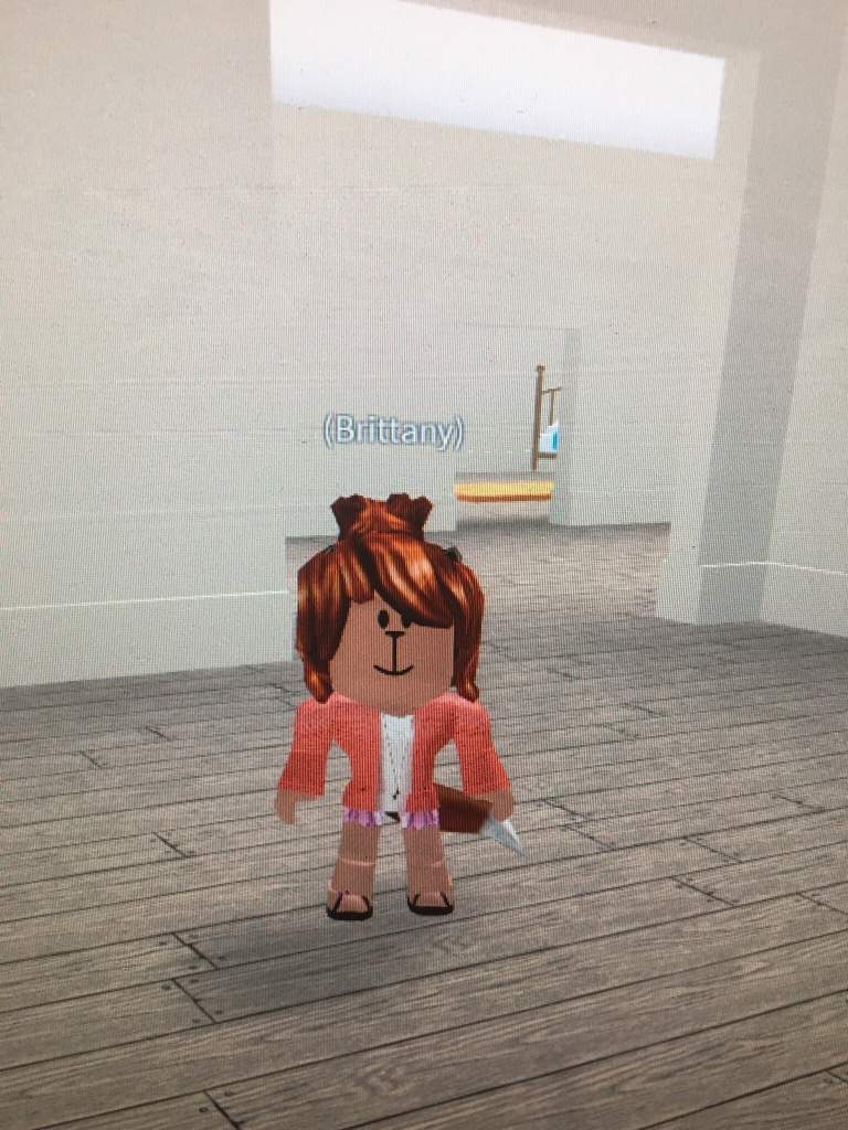 Brittany On Roblox Meepcity Alvinnn And The Chipmunks Amino - eleanor on roblox meepcity alvinnn and the chipmunks