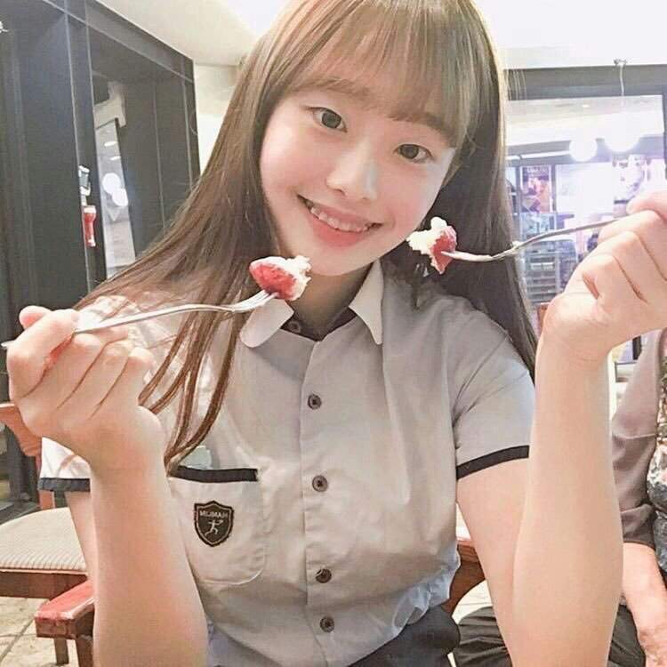 Chuu | Wiki | •Kpop• Amino