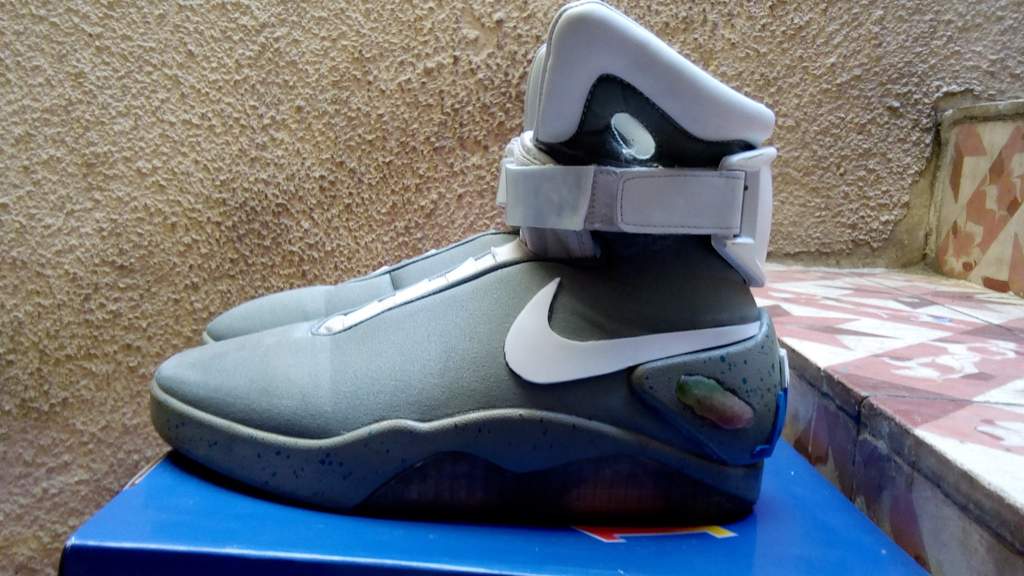 nike mag copy