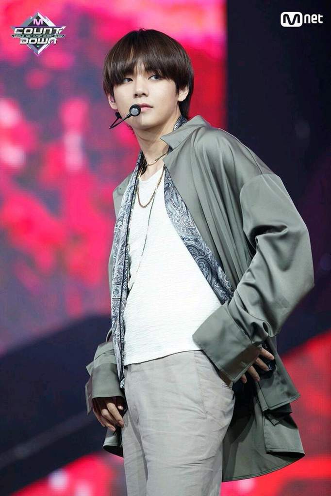 BTS KIM TAEHYUNG(V) HD PICTURES! PART2 ARMY's Amino