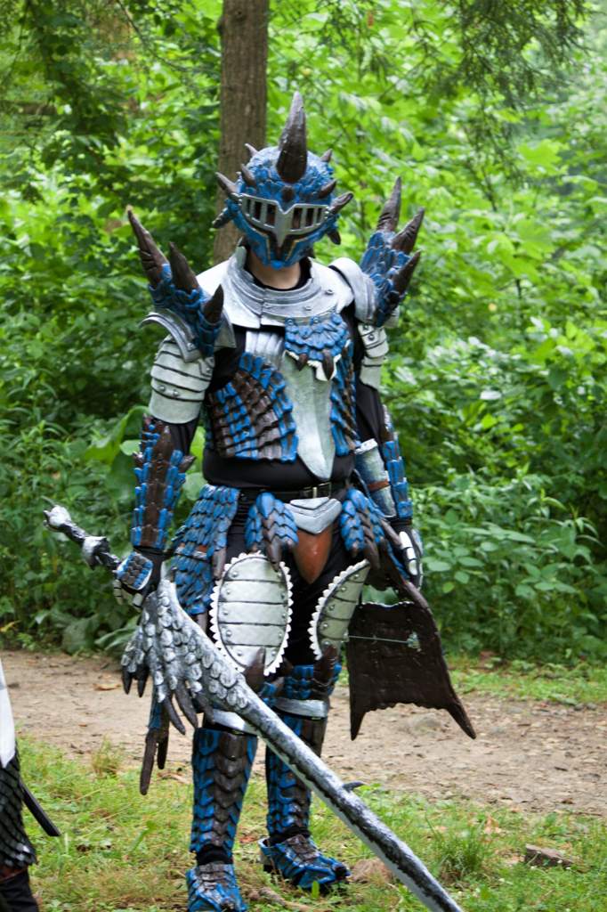 Monster Hunter Cosplay for Sale | Cosplay Amino