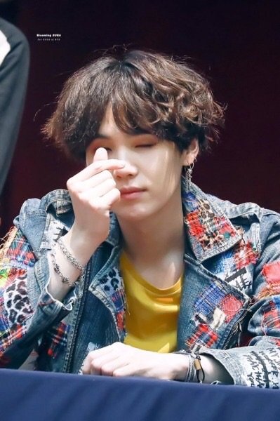 Yoongi With Curly Messy Hair K Pop Amino