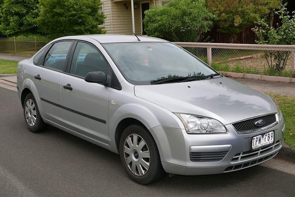 Ford focus garage