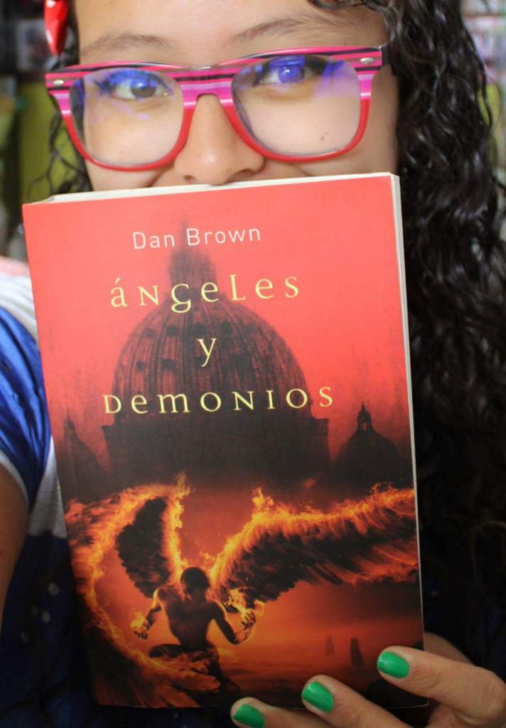 Reseña ÁNGELES Y DEMONIOS • Libros • Amino Reseña ÁNGELES Y DEMONIOS • Libros • Amino