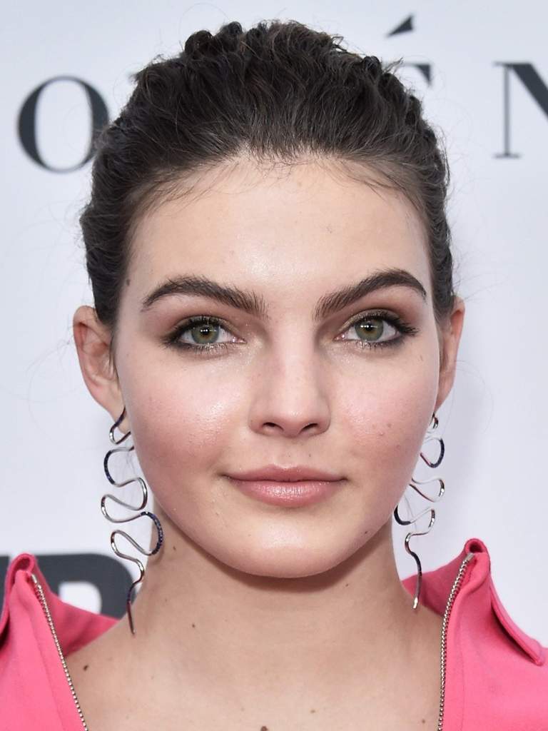 Camren Bicondova | Wiki | GOTHAM Amino