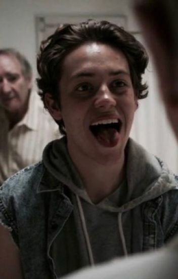 Carl Gallagher | Wiki | GamingChat Amino