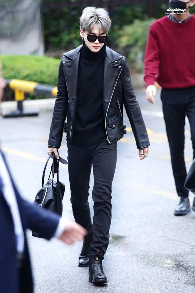 Jimin airport fashion 💓 | Park Jimin Amino