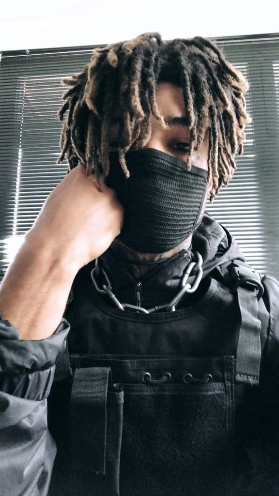 Scarlxrd face and body paint | Horror Amino