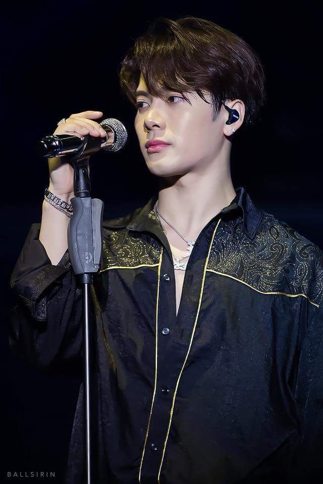 jackson wang tour amsterdam