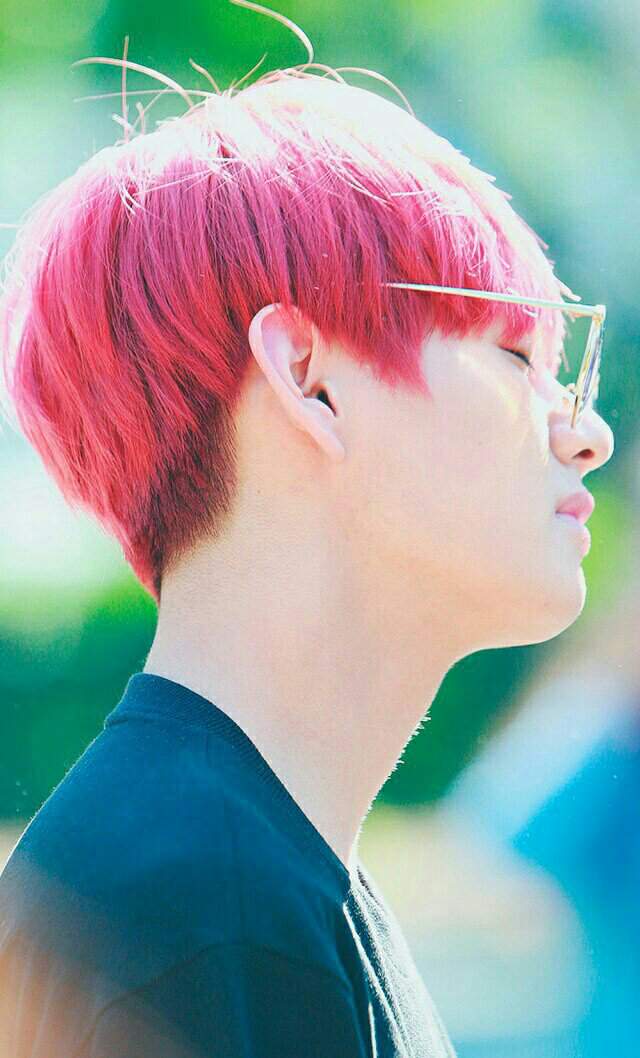 Bts v with red hair | ARMY's Amino
