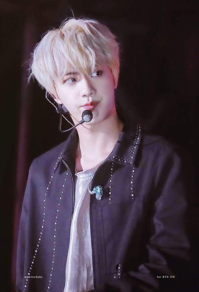 Blonde Jin is back! And Jungkook has pink hair! | ARMY's Amino