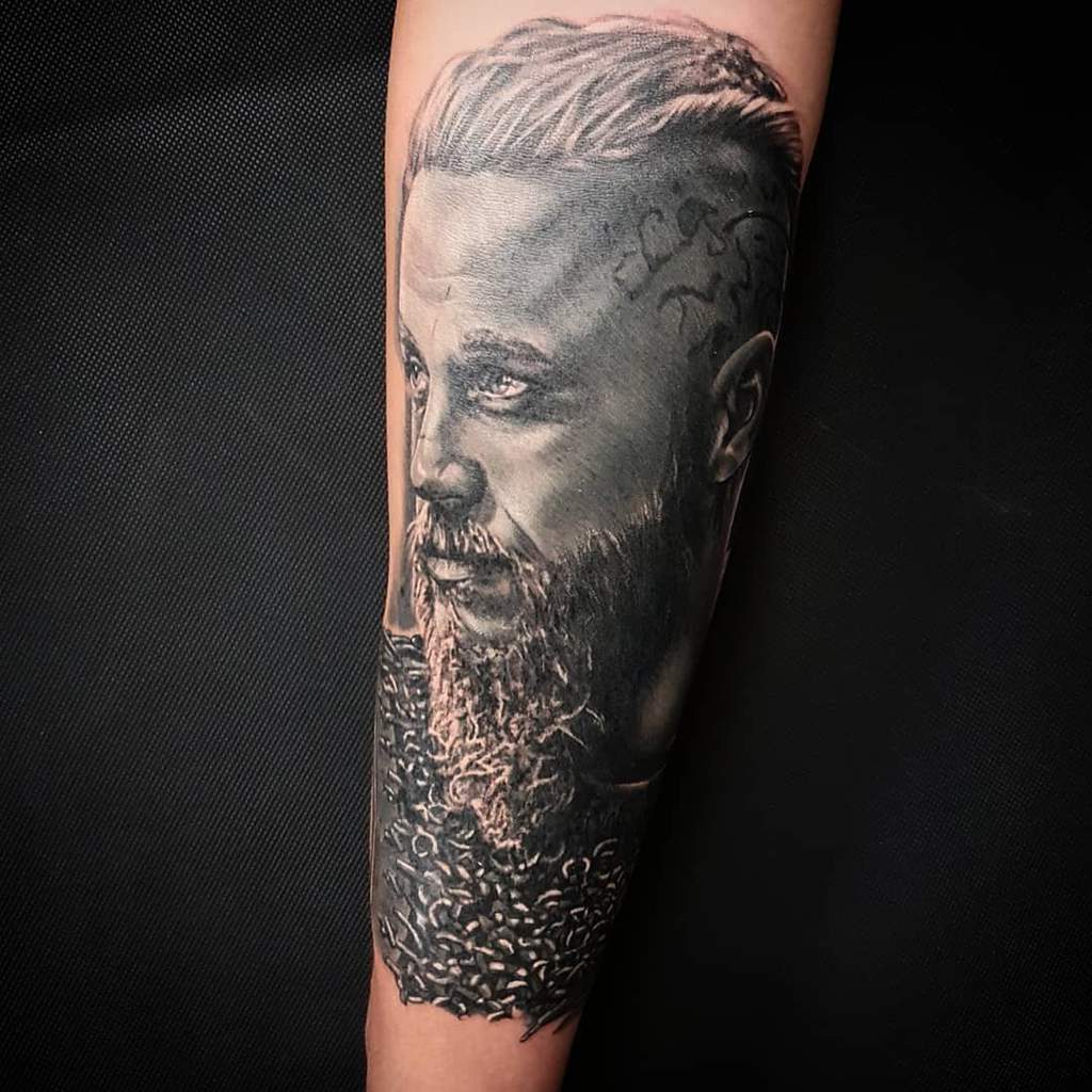 Ragnar Tattoo | Tattoo Amino