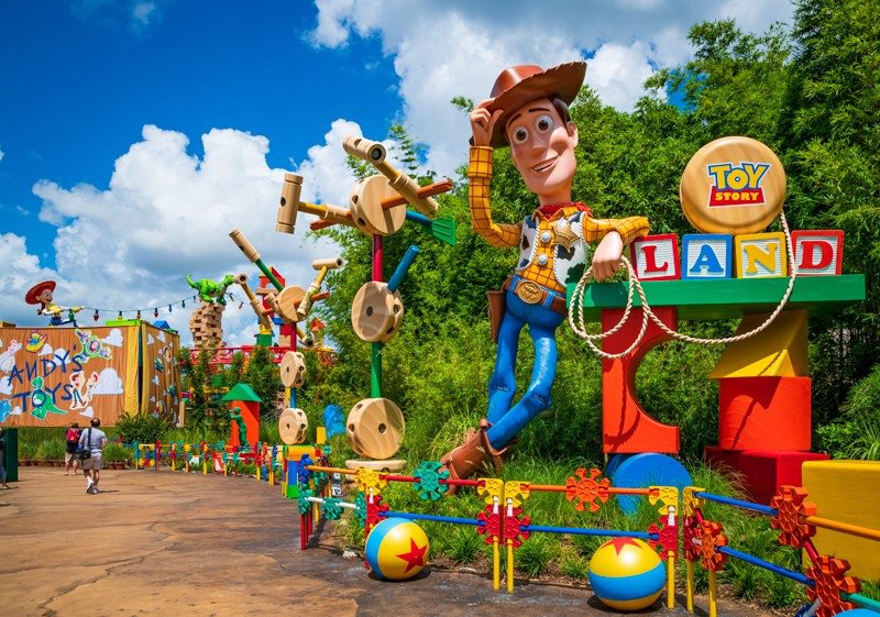 disney world hollywood studios toy story land