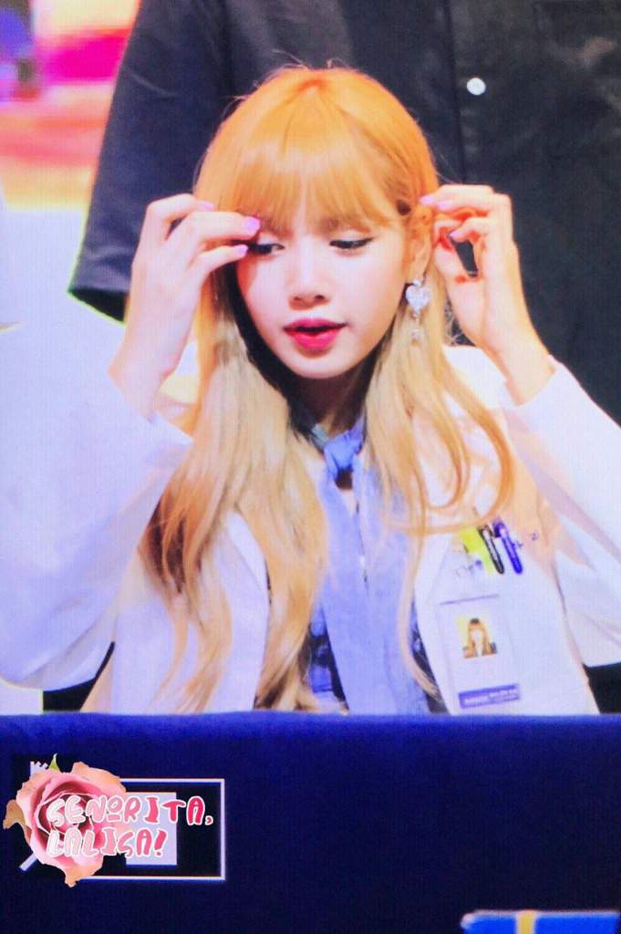 Doctor Lisa At Yeouido Fansign Lalisa Manoban Amino