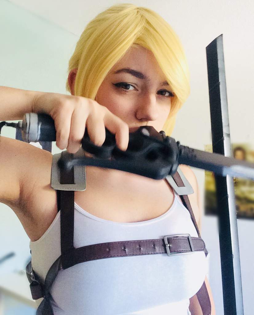 annie leonhart cosplay