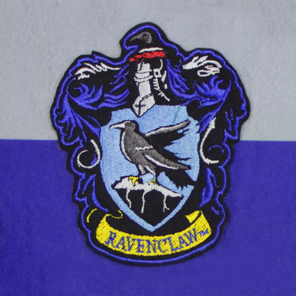 Why Is Ravenclaws Symbol An Eagle And Not A Raven? | Harry Potter Amino