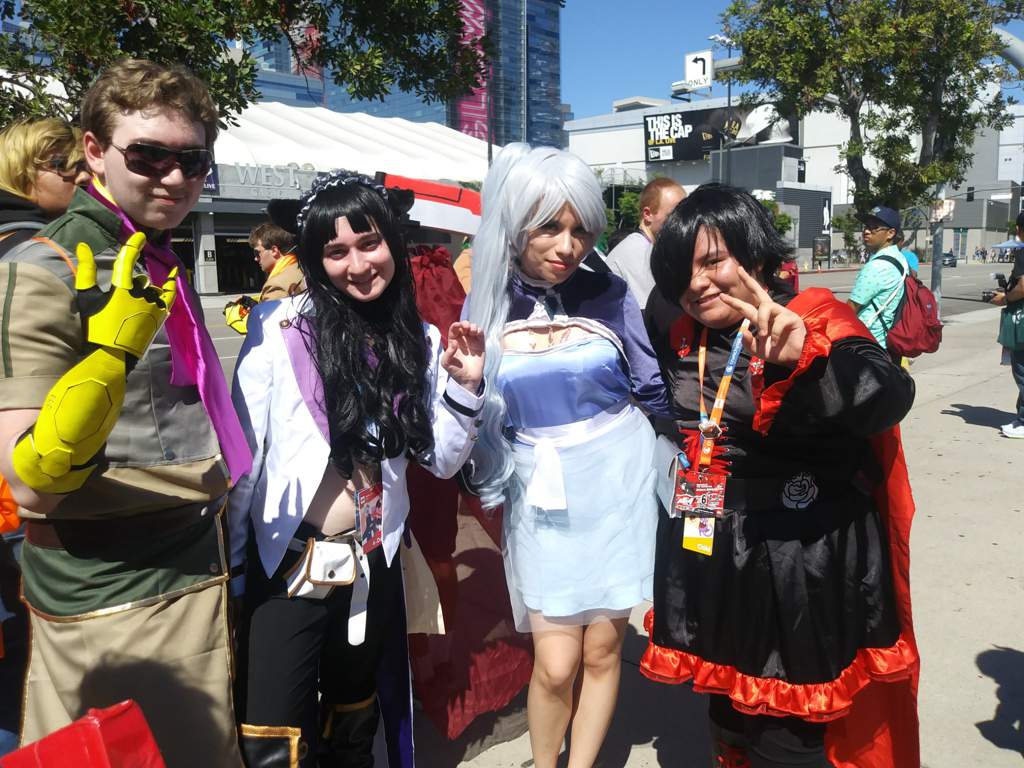 Anime expo DAY1 | RWBY Amino