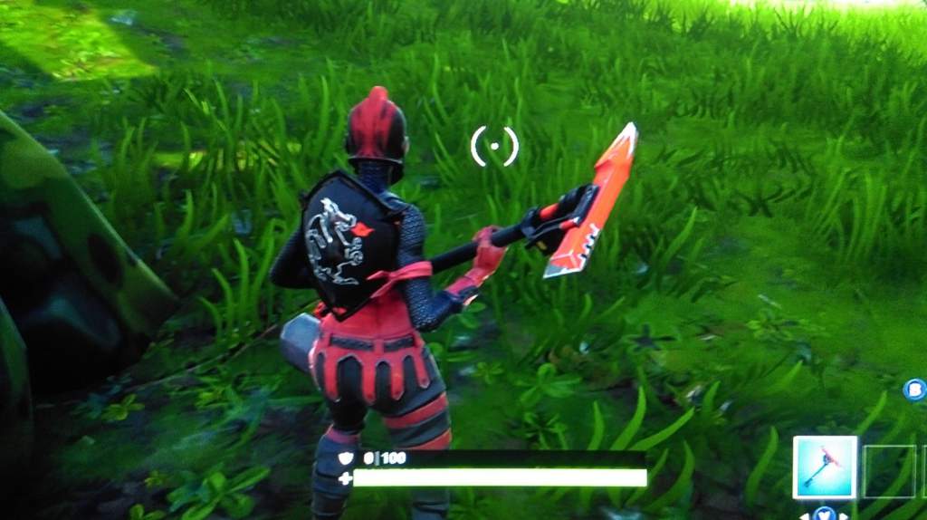 i dont know if its just me but i love the red knight and black knight back bling swaps i think they look cooler than the actual back blings not only with - skin kombis fortnite generator