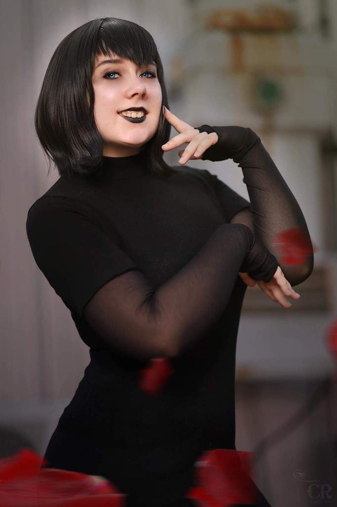 Hotel Transylvania - Mavis | Cosplay Amino