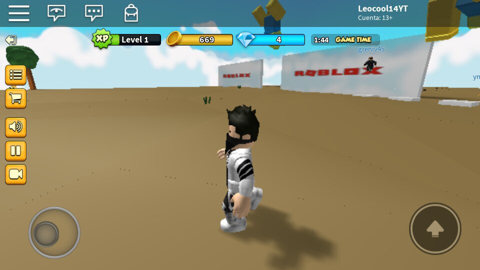 Hole In The Wall Roblox Amino En Español Amino - atravesando las paredes de roblox hole in the wall