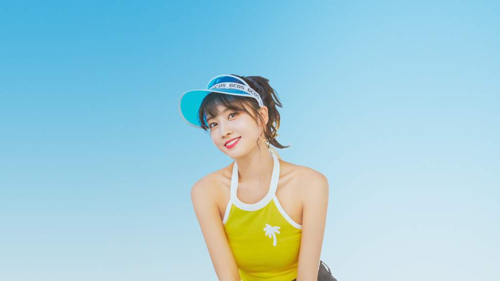 Momo Dtna Hd Wallpapers Twice 트와이스 ㅤ Amino