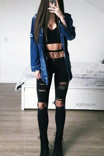 OUTFITS CON MEDIAS DE REJILLA ? #SecciónOutfits ? Fanáticas de la moda |  Moda, Belleza y Fitness Amino