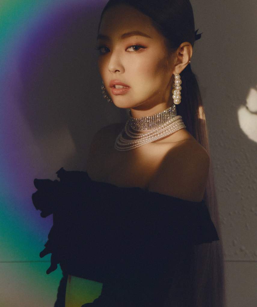 Jennie IG update | rainbow light🌈🌈🌈 | Blackpink - 블랙핑크 Amino