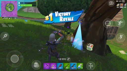 then here we go mid game with a 2v1 and i killed both noobs and yeah i m not even joking bush campers are aggressive af with auto aim xd well it did - fortnite battle royale auto aim