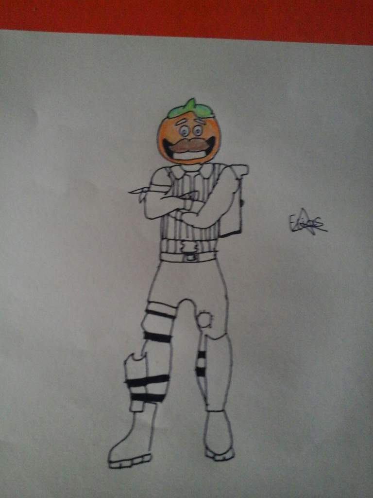 aqui el delineado se me olvido y pinte la cabeza pero despues le hice la foto - dibujos de fortnite a lapiz con color