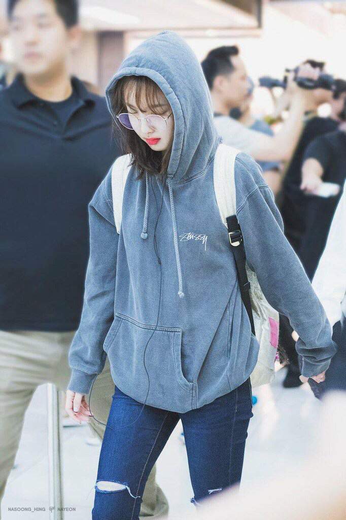 nayeon hoodie