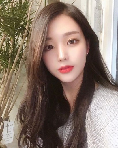 kim NaHee | •K-pop High School ⓑⓡ RPG• Amino