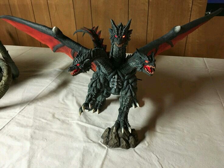 desghidorah figure