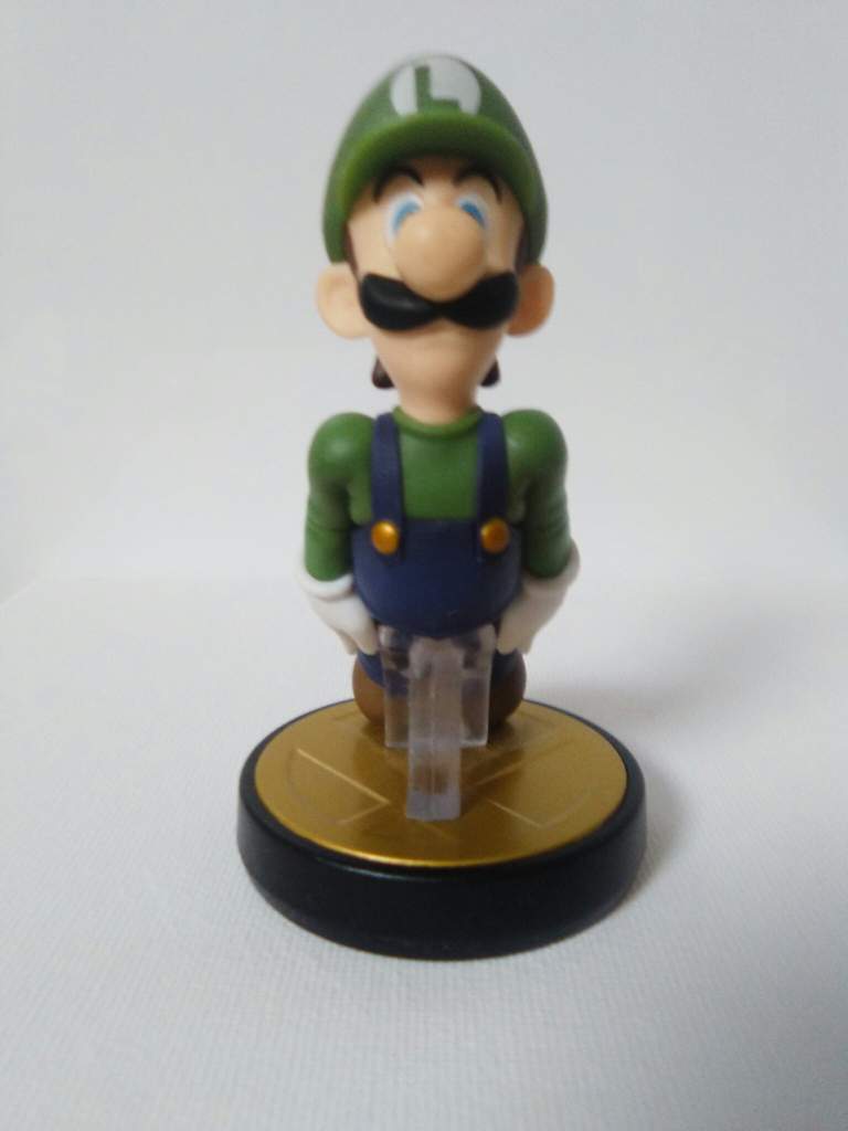 Luigi Amiibo (smash Series) 