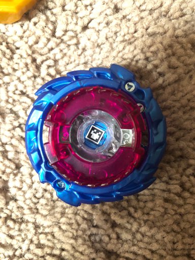 Spryzen Requeim S3 and Luinor L3 qr codes | Beyblade Amino