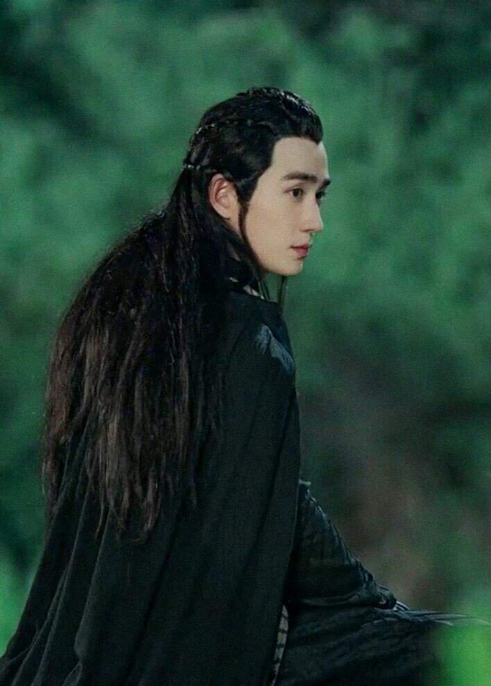 Zhu Yilong | Wiki | Asian Dramas And Movies Amino