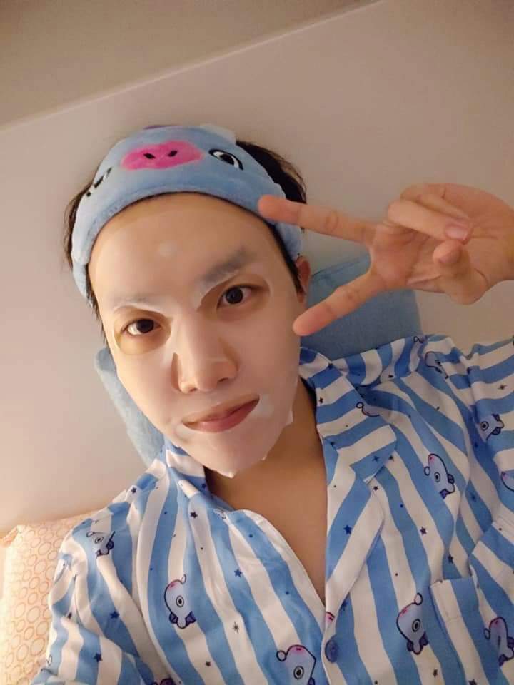 ok it's official. bts wearing their bt21 merch is the best