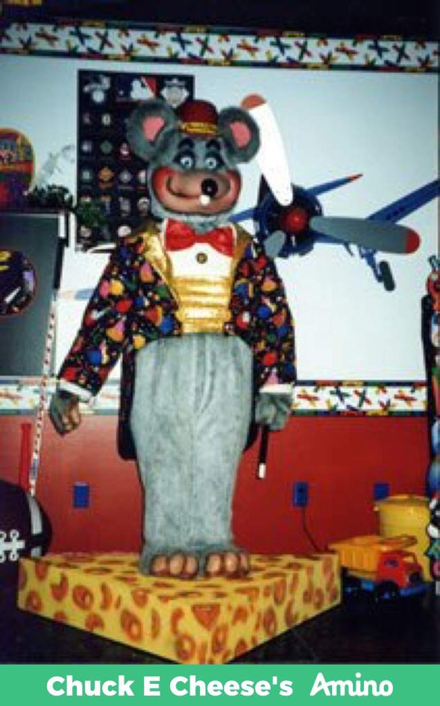 The Mystery Chuck E Cheese Annimatronic 