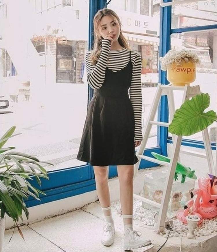 Dresses ️ ️ ️ | Korean Fashion Amino