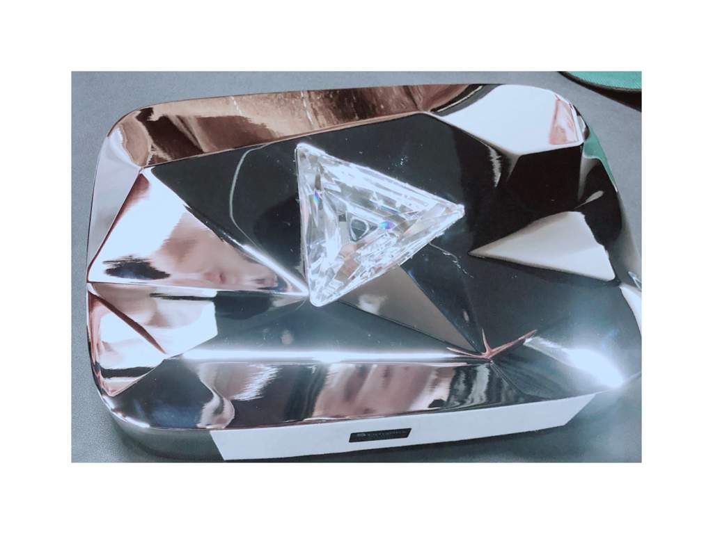 Bts Received A Youtube Diamond Play Button Army S Amino