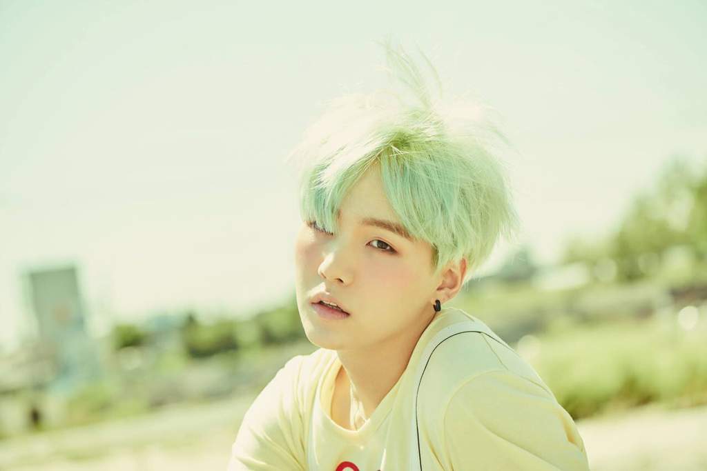 Min Yoongi / 민윤기-[C]╔─━━━━━━░ :exclamation:  :exclamation:  :exclamation: ░━━━━━━─╗
[BCU]Доброго времени суток, дорогие аминовцы!
[C]╚─━━━━━━░ :exclamation:  :exclamation:  :exclamation: ░━━━━━━─╝

[C]Представ